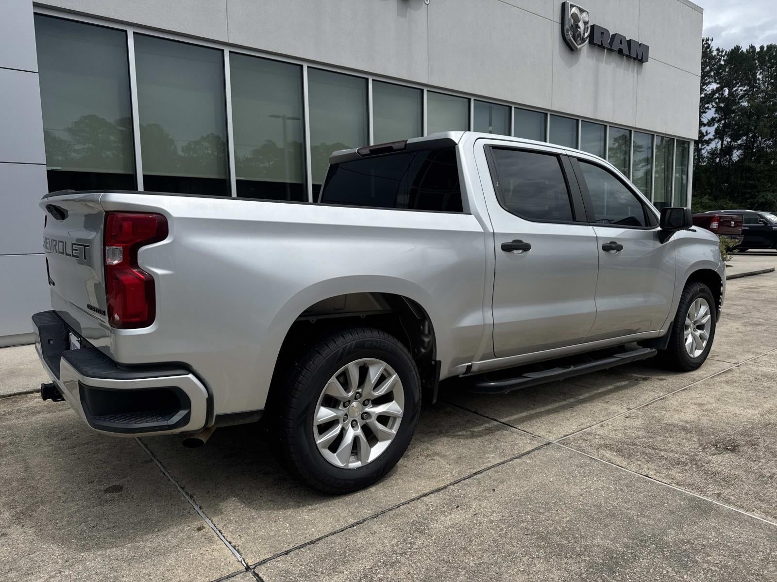 2020 Chevrolet Silverado 1500 Custom
