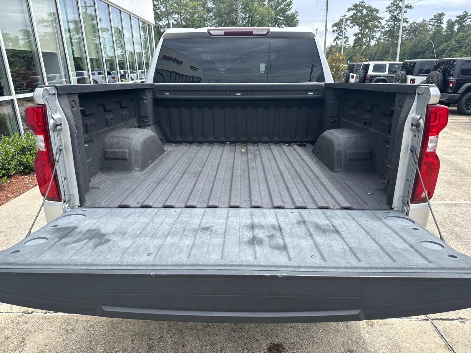 2020 Chevrolet Silverado 1500 Custom