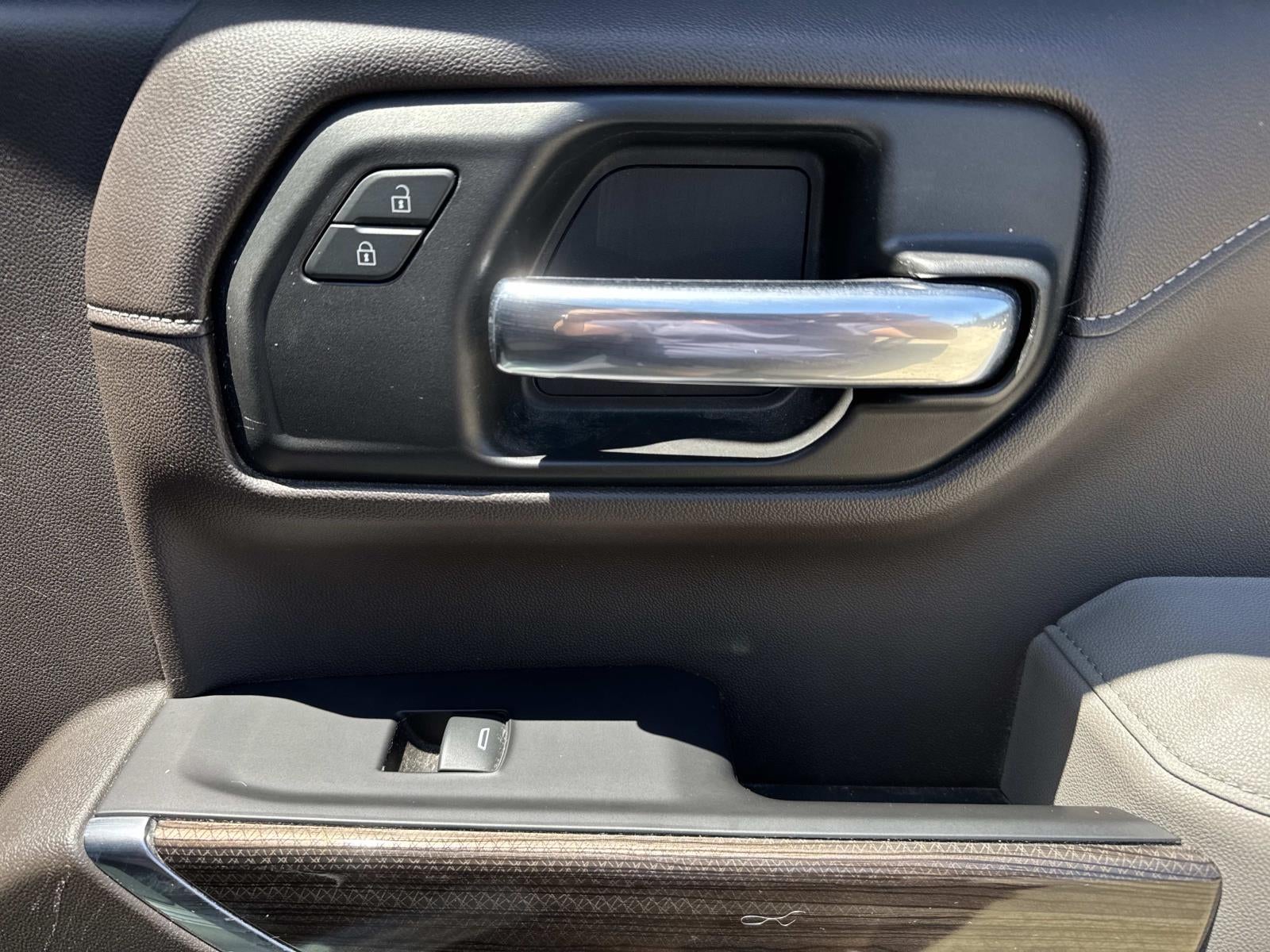 2020 Chevrolet Silverado 1500 2WD Crew Cab Short Bed RST