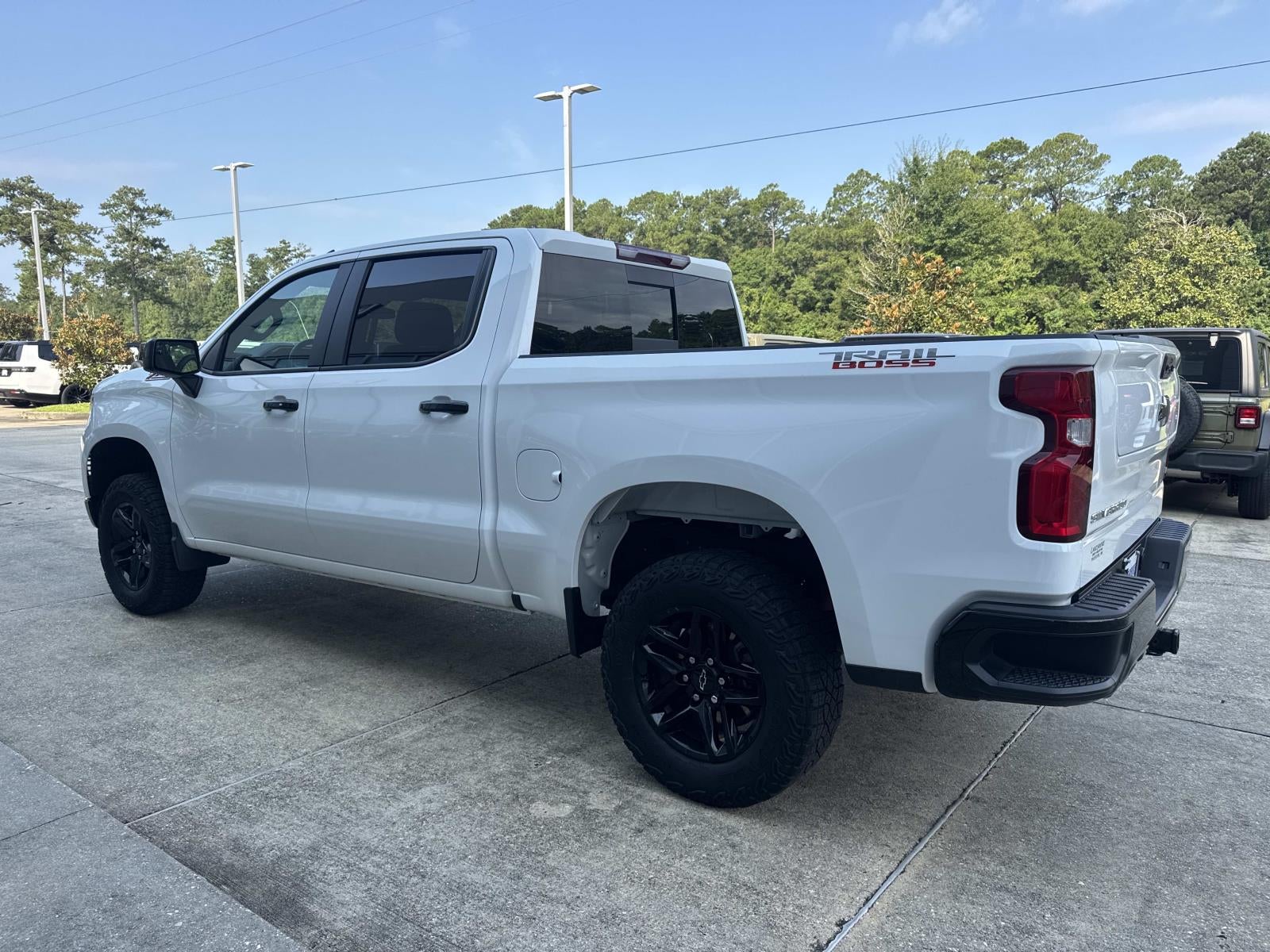 2024 Chevrolet Silverado 1500 LT Trail Boss