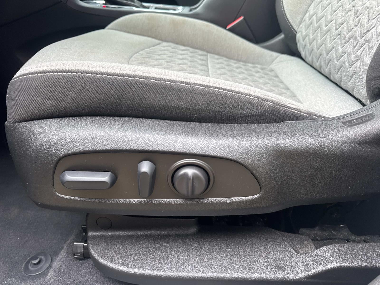2022 Chevrolet Equinox FWD LT