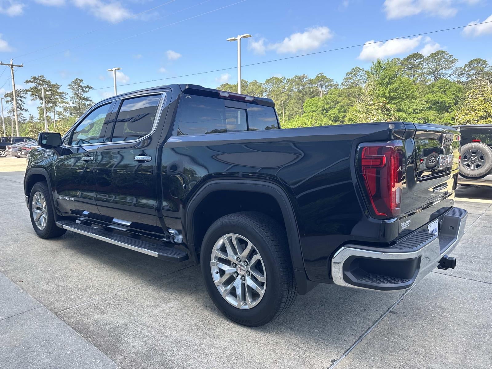 2022 GMC Sierra 1500 Limited 2WD Crew Cab Short Box SLT