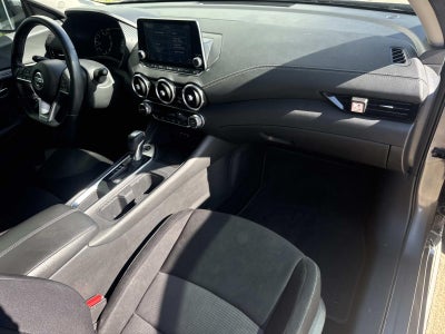 2021 Nissan Sentra SV Xtronic CVT