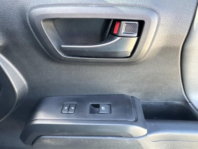 2022 Toyota Tacoma SR V6