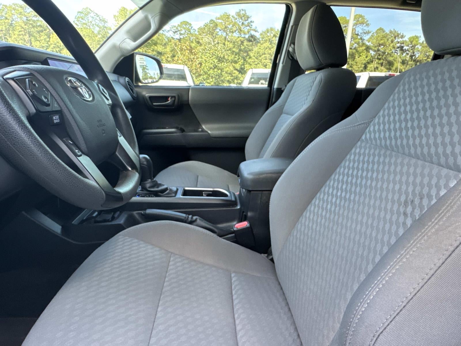 2022 Toyota Tacoma SR V6