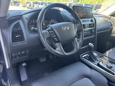 2024 INFINITI QX80 LUXE