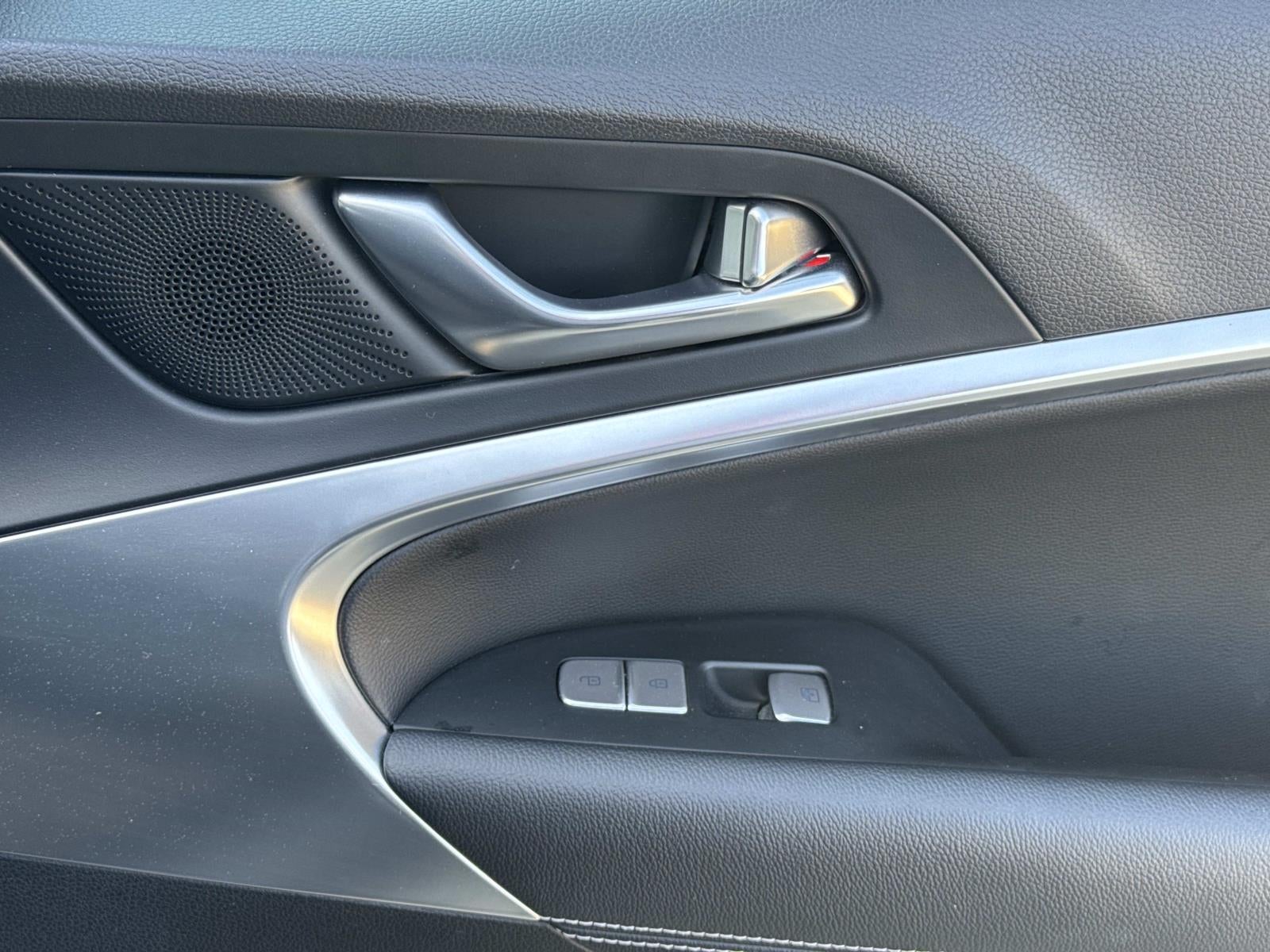 2025 Genesis G70 2.5T RWD