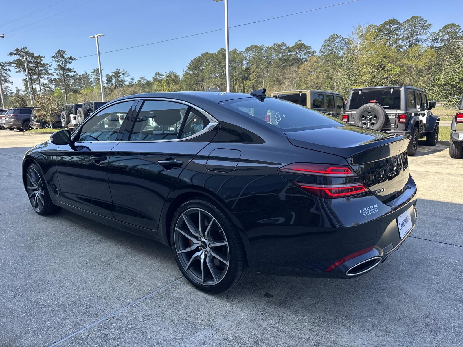 2025 Genesis G70 2.5T RWD