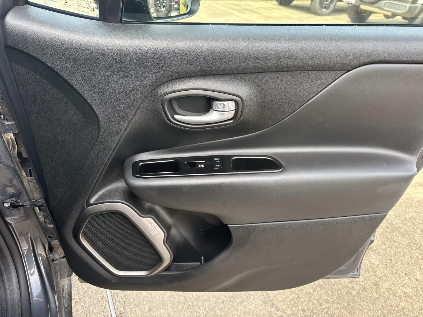 2023 Jeep Renegade Latitude 4x4