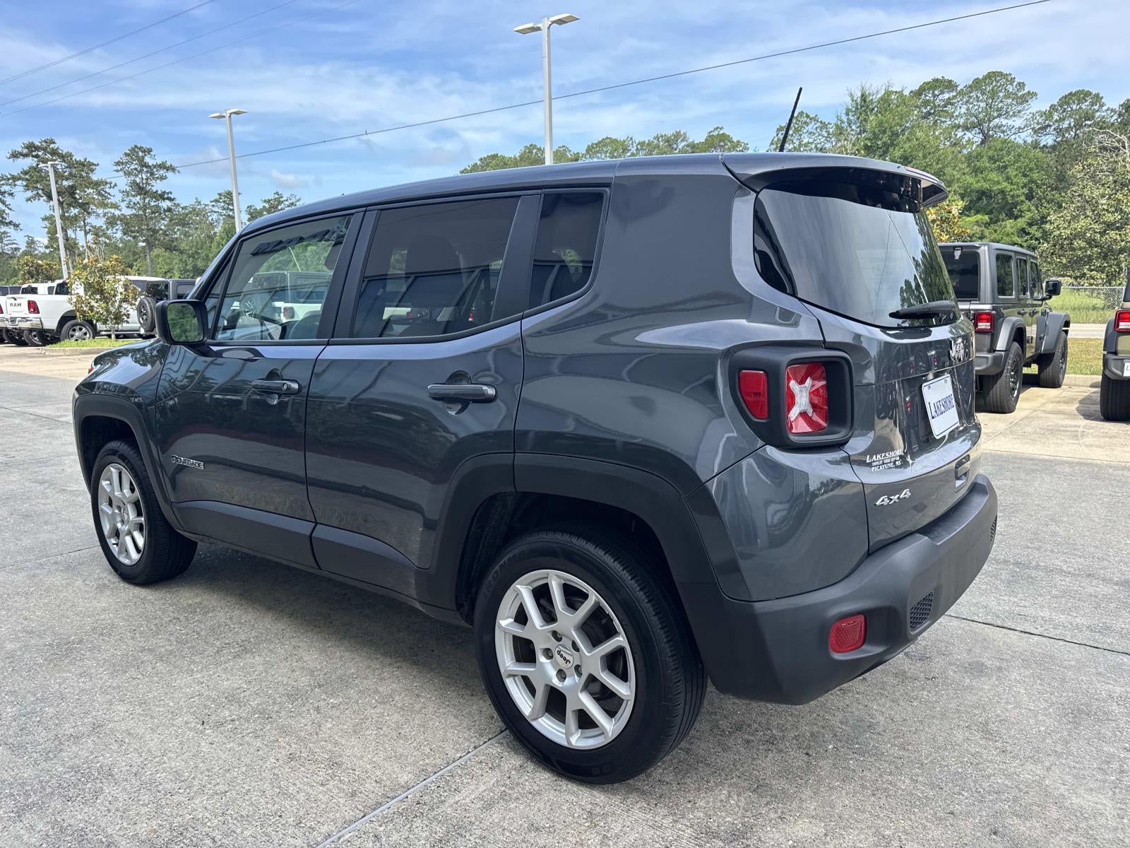 2023 Jeep Renegade Latitude 4x4