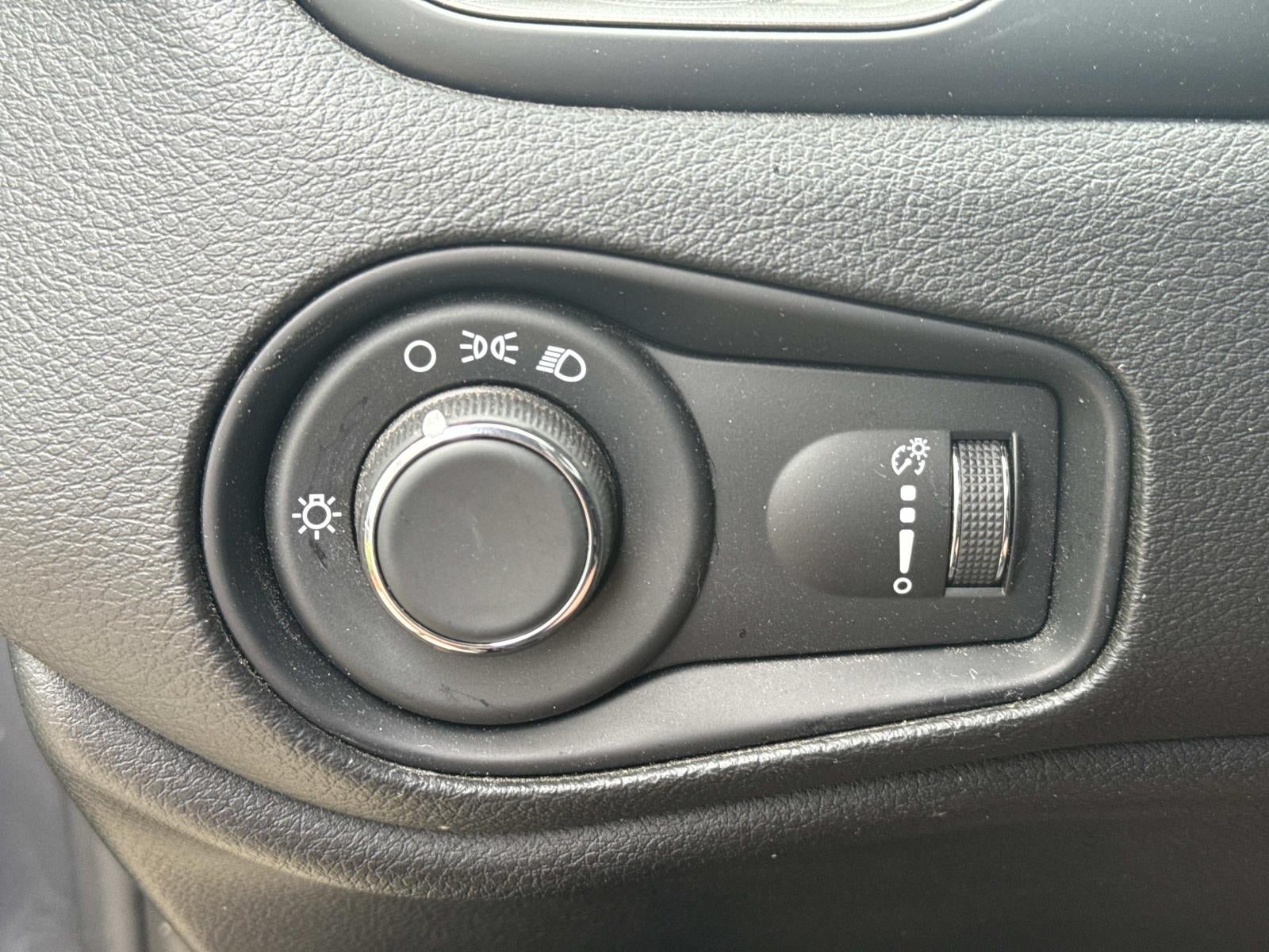 2023 Jeep Renegade Latitude 4x4