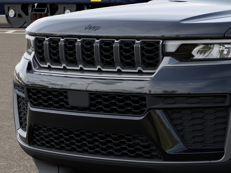 2027 Jeep Grand Cherokee GRAND CHEROKEE LAREDO ALTITUDE 4X2
