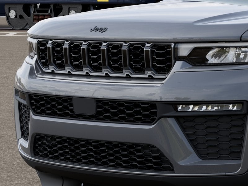 2027 Jeep Grand Cherokee GRAND CHEROKEE LIMITED 4X2