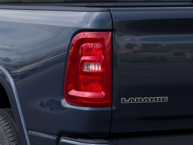 2027 RAM 1500 RAM 1500 LARAMIE CREW CAB 4X4 5'7' BOX