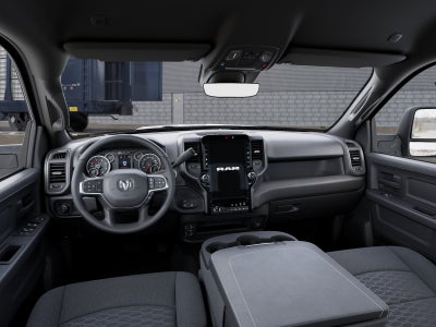 2027 RAM 3500 RAM 3500 TRADESMAN CREW CAB 4X4 8' BOX